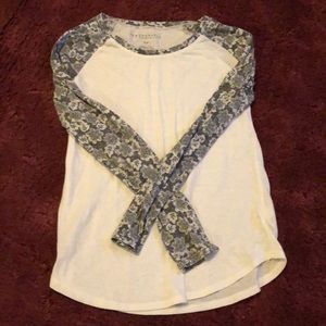 Aeropostale long sleeve baseball T-shirt